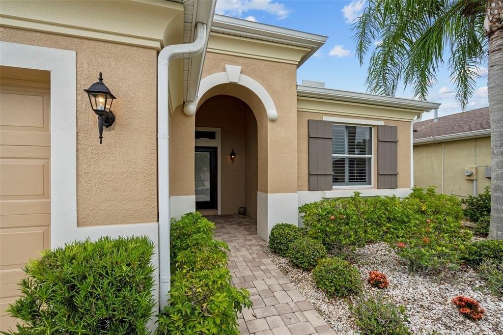 Regal Manor Way, Sun City Center, FL 33573