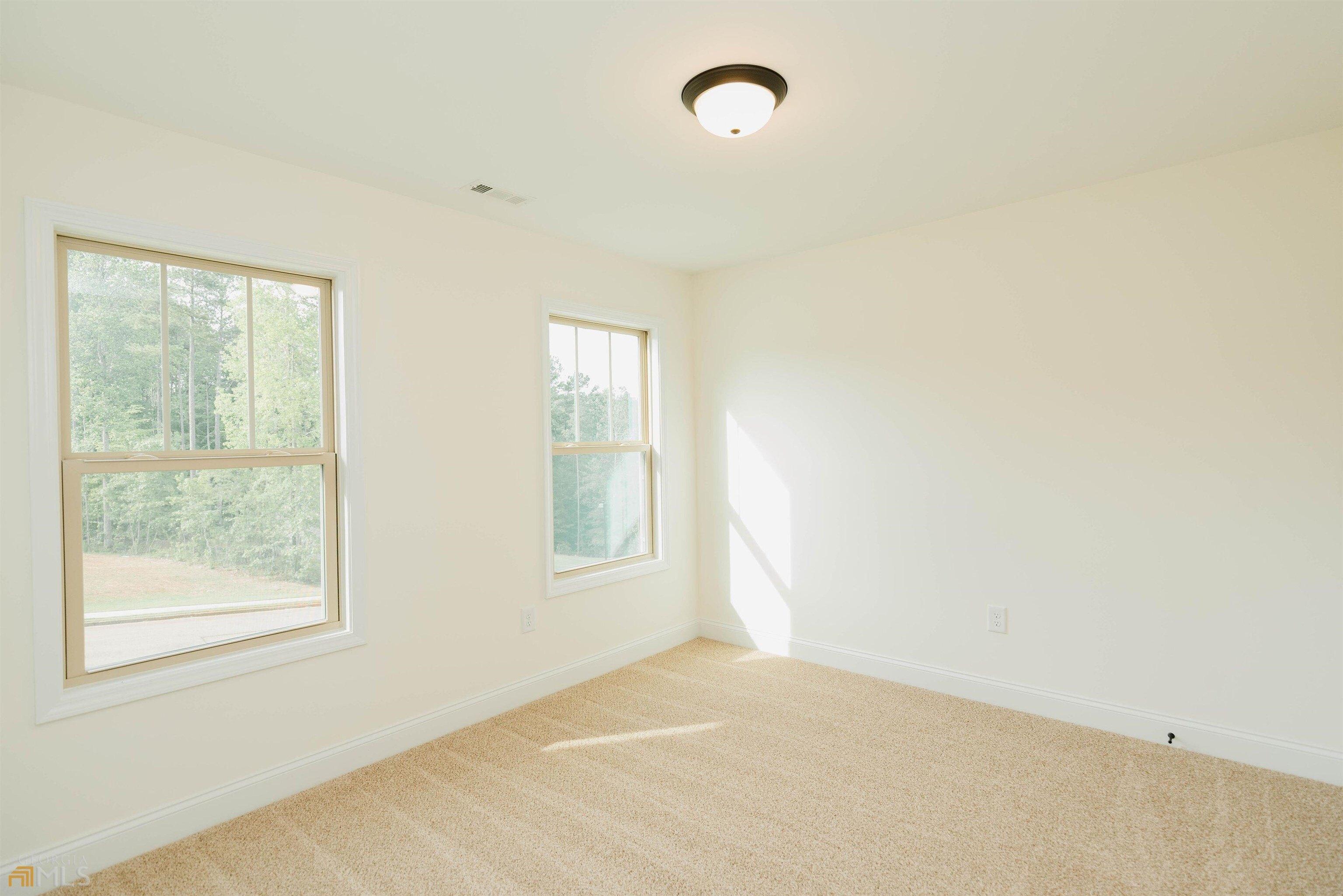 Crowley Dr, Douglasville, GA 30135