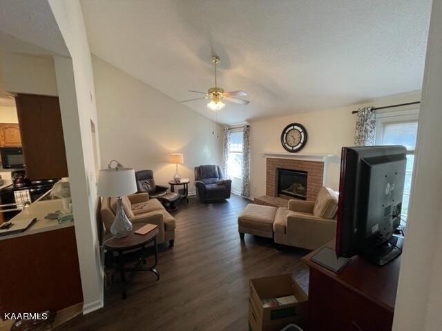 Stablegate Way, Powell, TN 37849