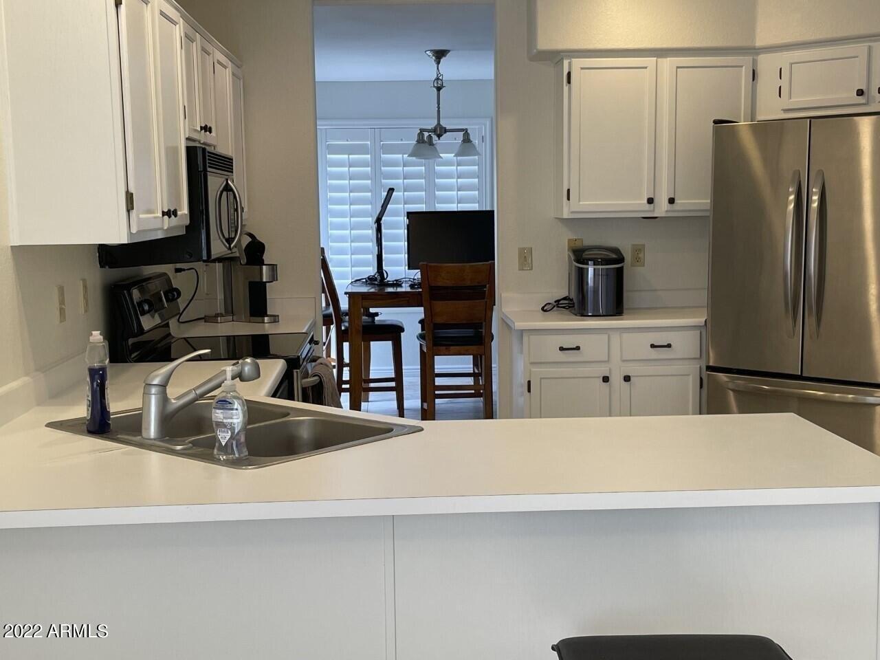 S 38th Pl, Phoenix, AZ 85044