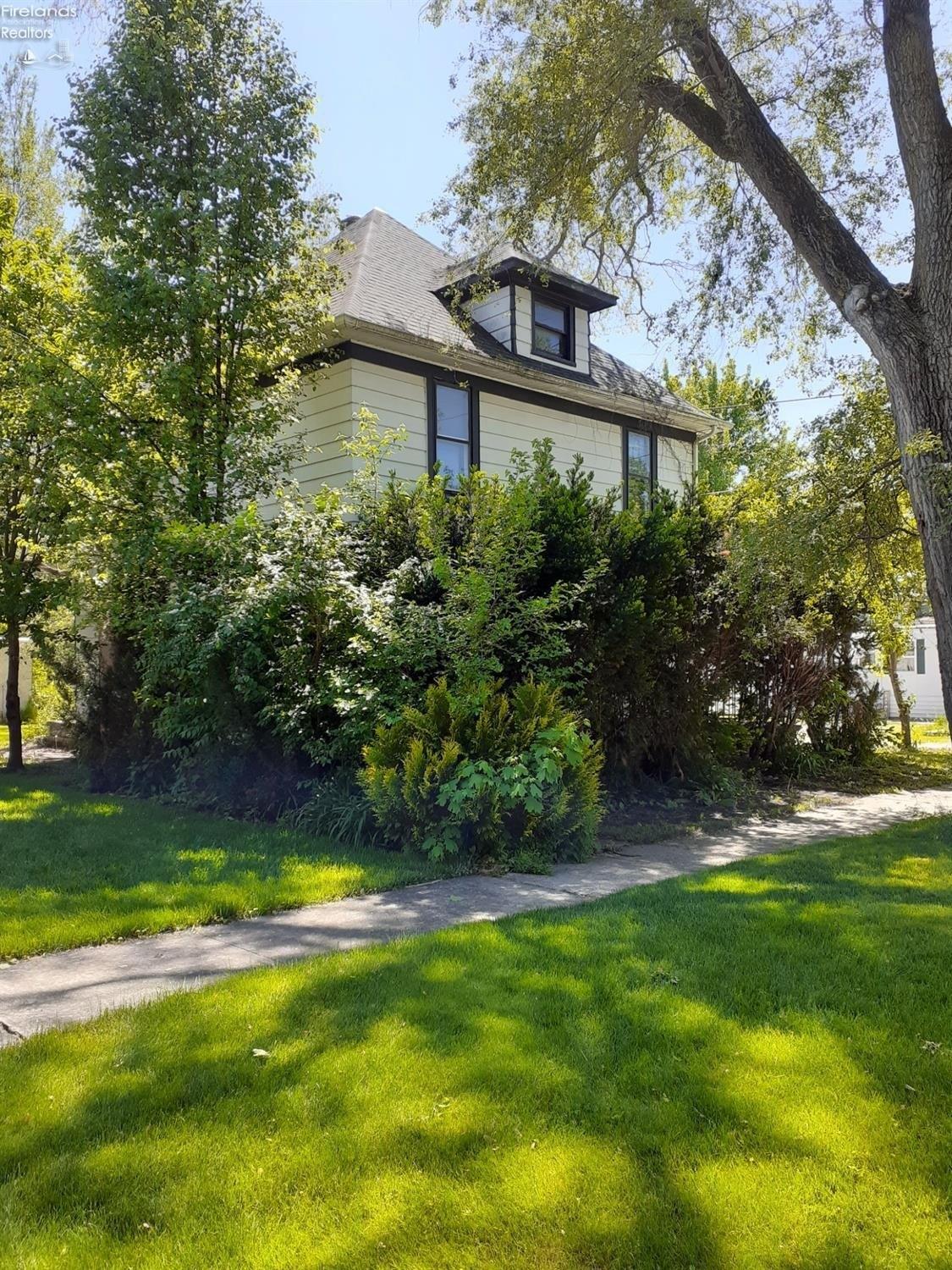 Erie St, Tiffin, OH 44883
