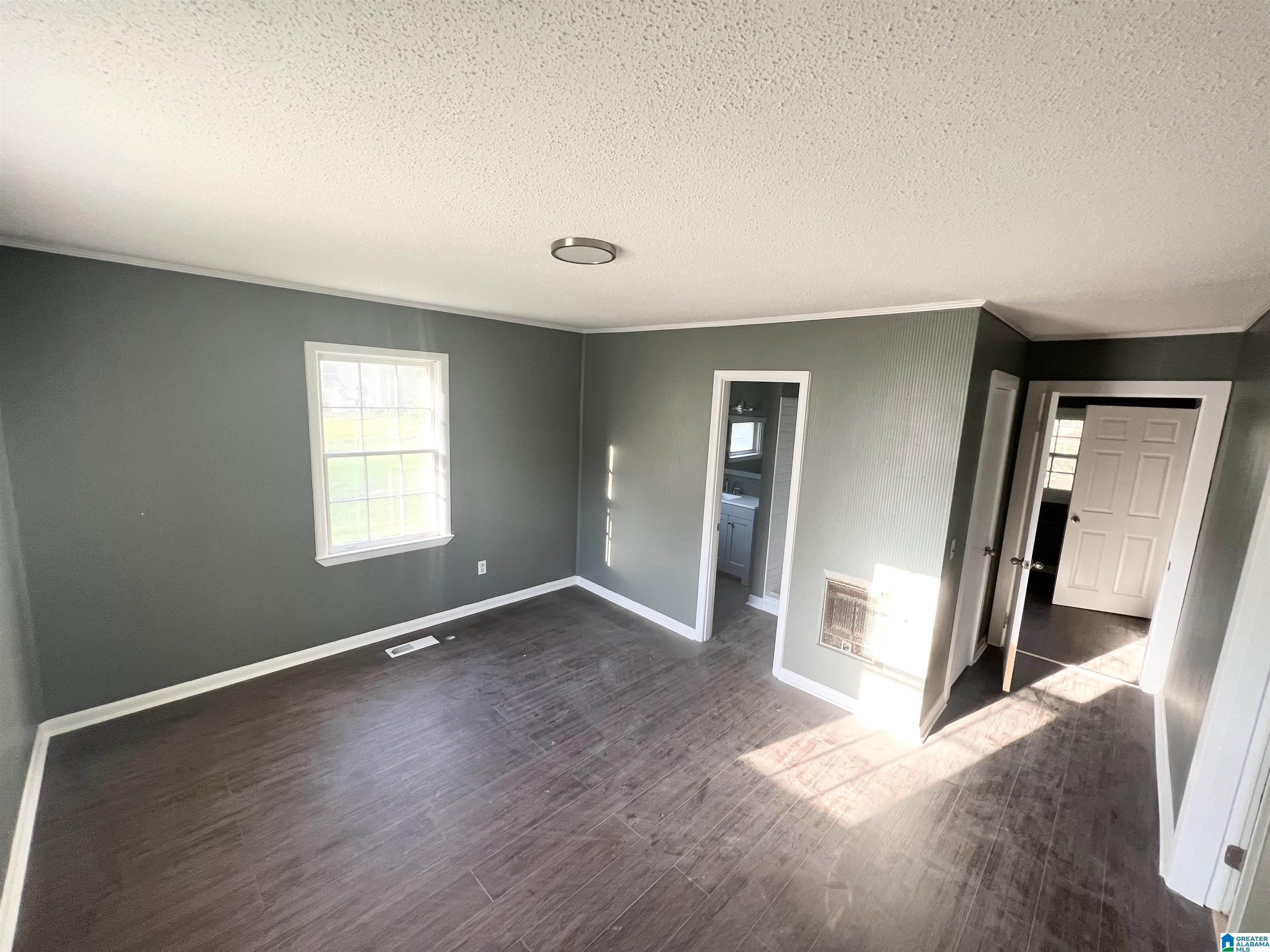 Shoal Creek Trl Ne, Arab, AL 35016