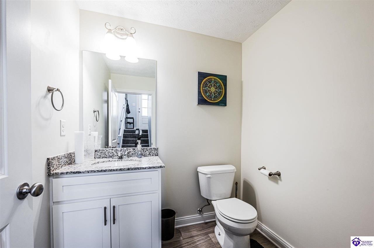 Valhalla Trce, Vine Grove, KY 40175