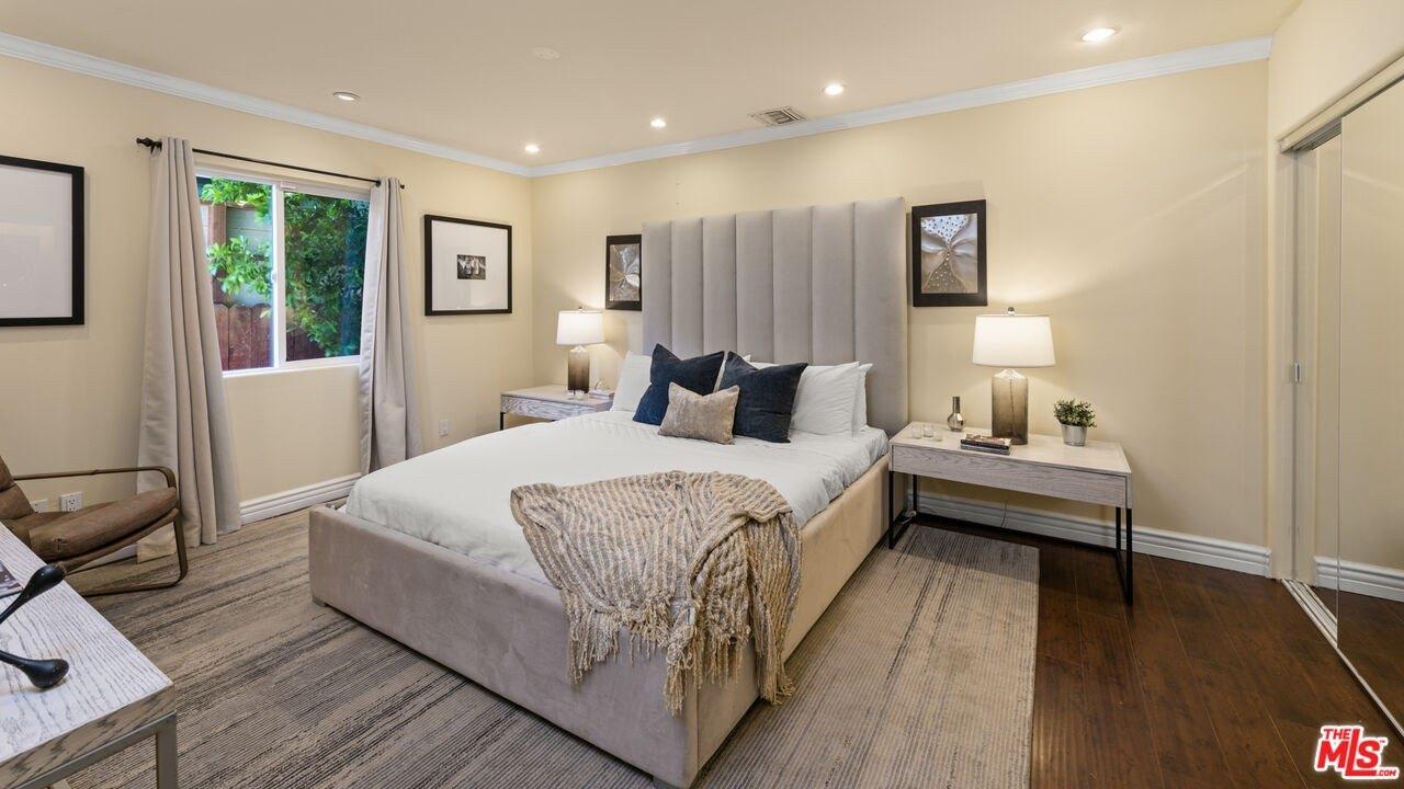Enfield Ave, Encino, CA 91316