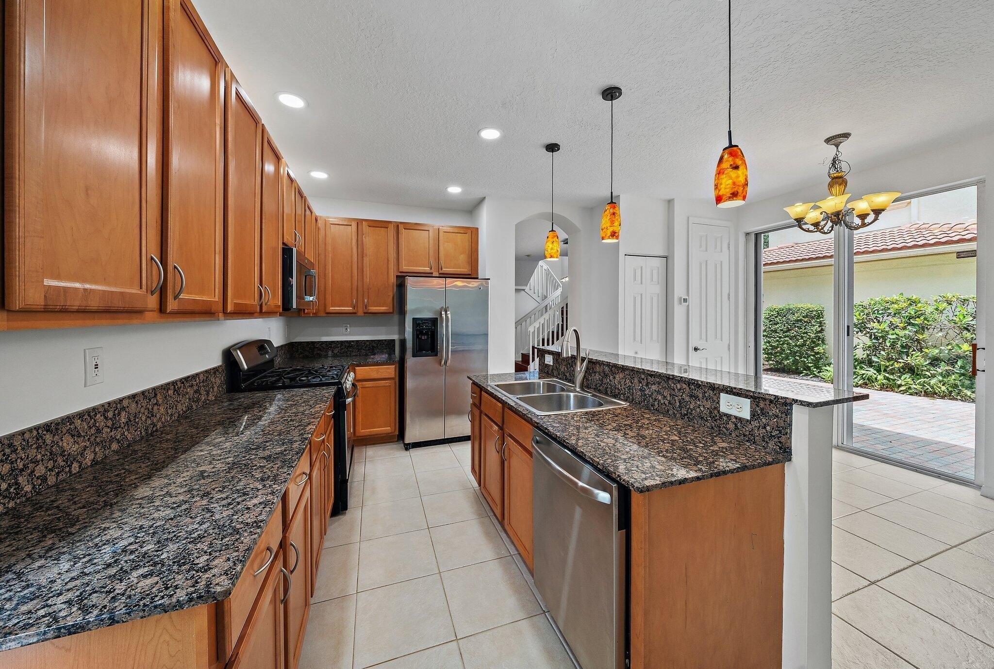 October St, Palm Beach Gardens, FL 33410