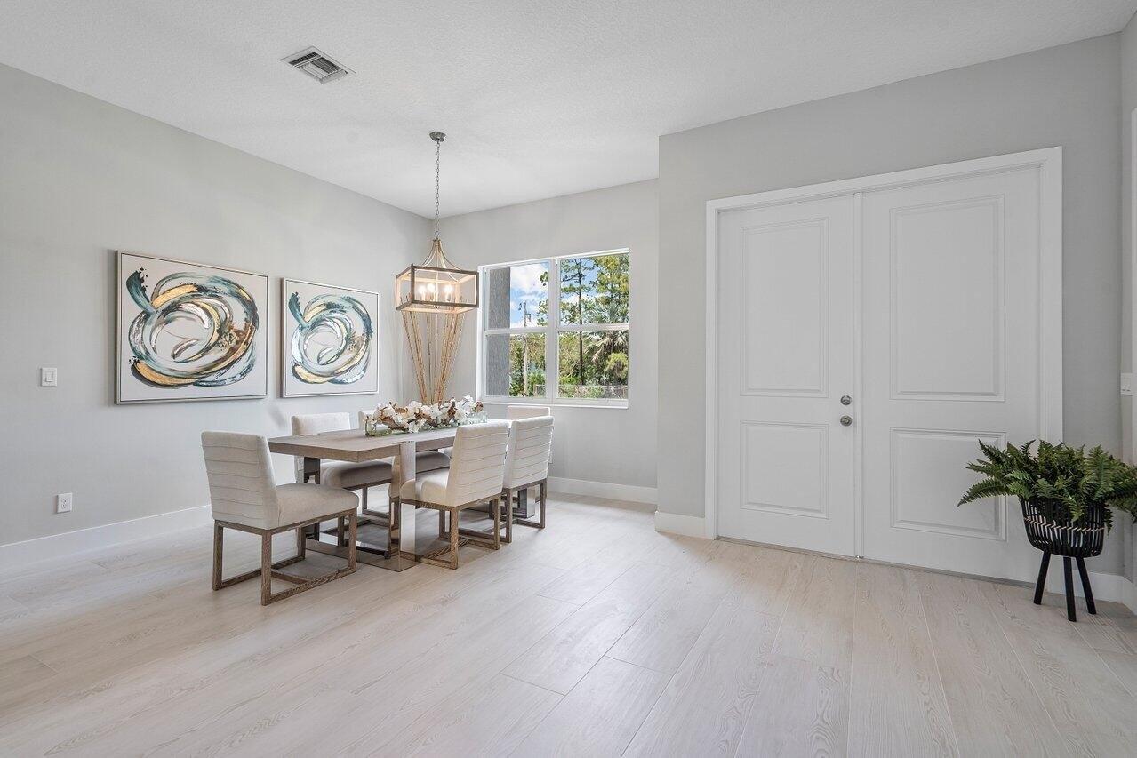 E Yorkshire Dr, Loxahatchee, FL 33470
