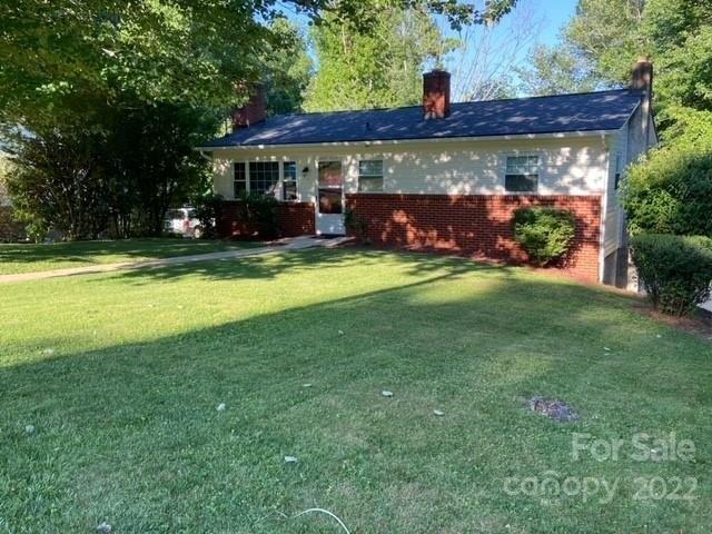 Vista Knoll Rd, Candler, NC 28715