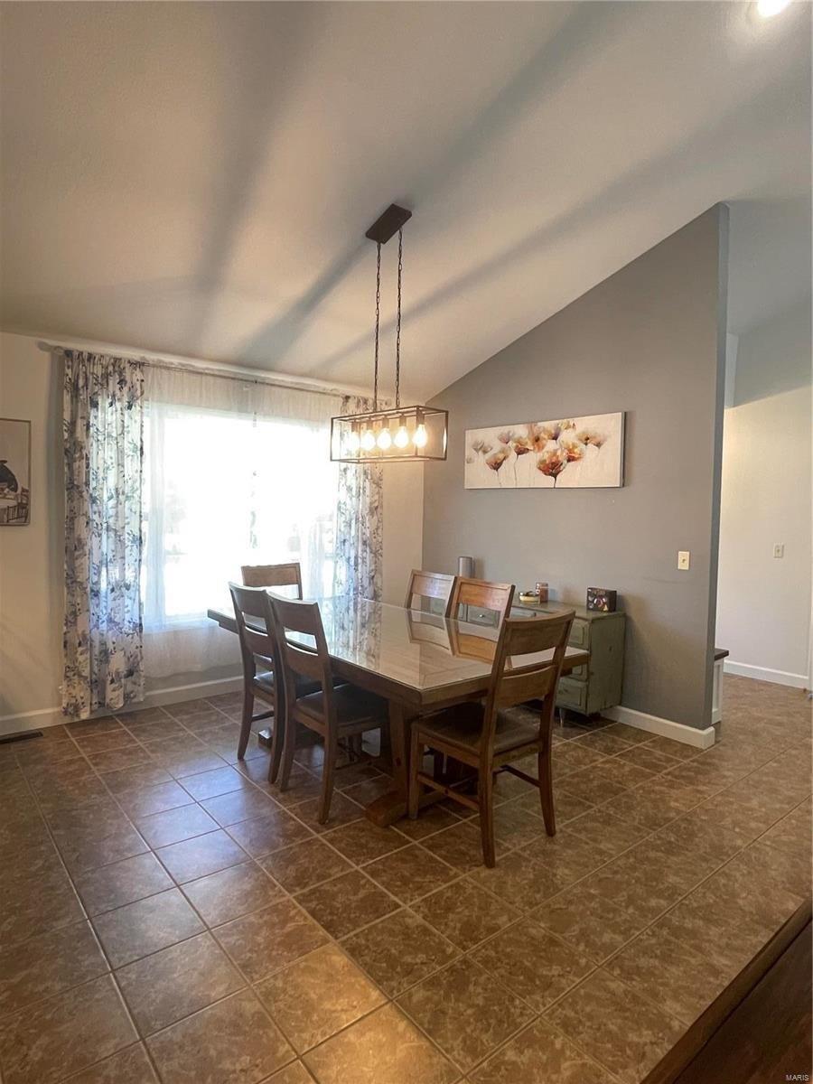 Christina Ln, Poplar Bluff, MO 63901