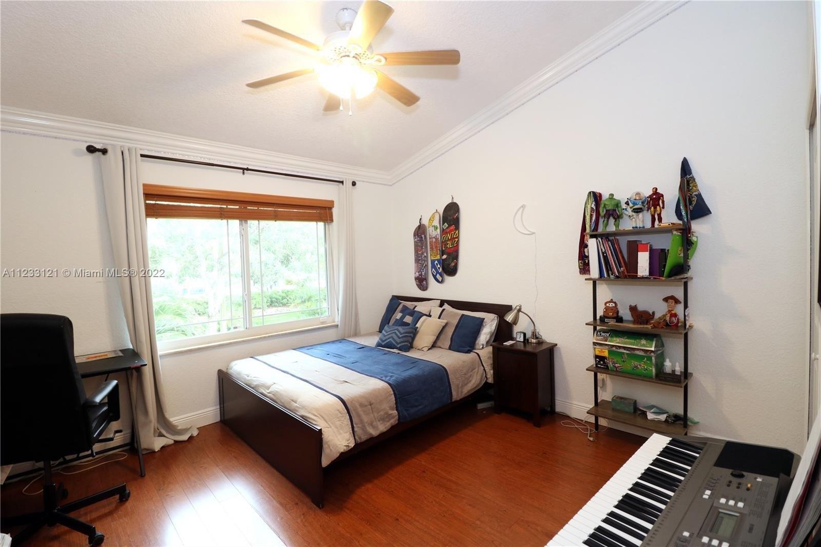 Nw 5th St, Pembroke Pines, FL 33029