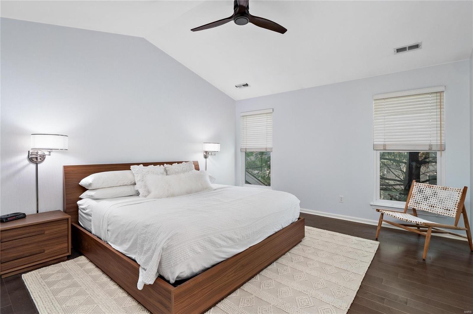 Chesterfield Bluffs Dr, Chesterfield, MO 63005