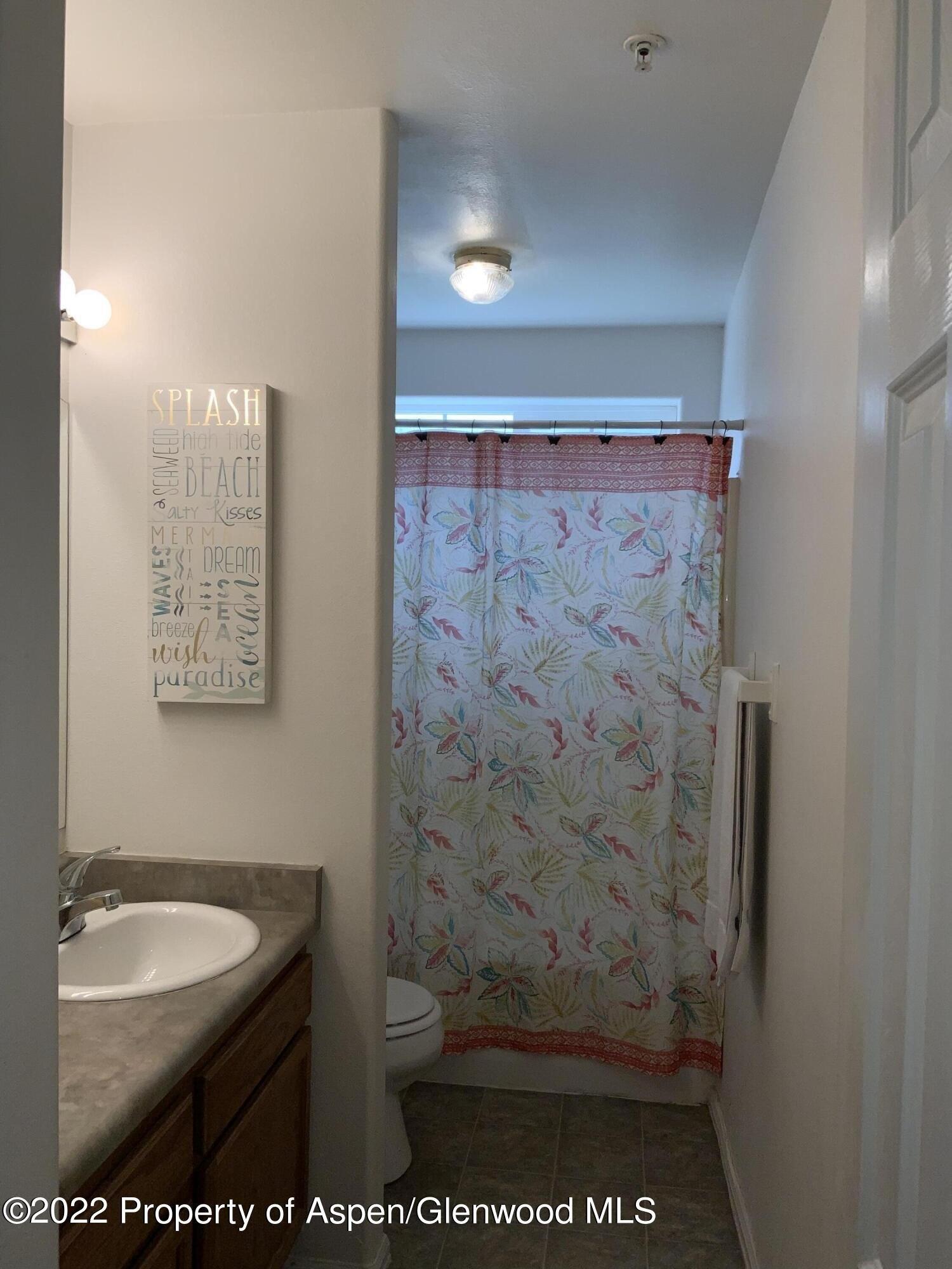 Angelica Cir, Parachute, CO 81635