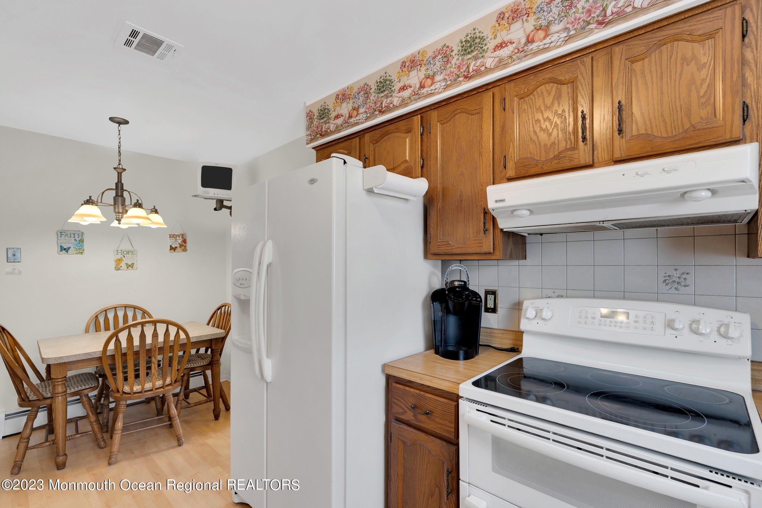 Westport Dr, Toms River, NJ 08757