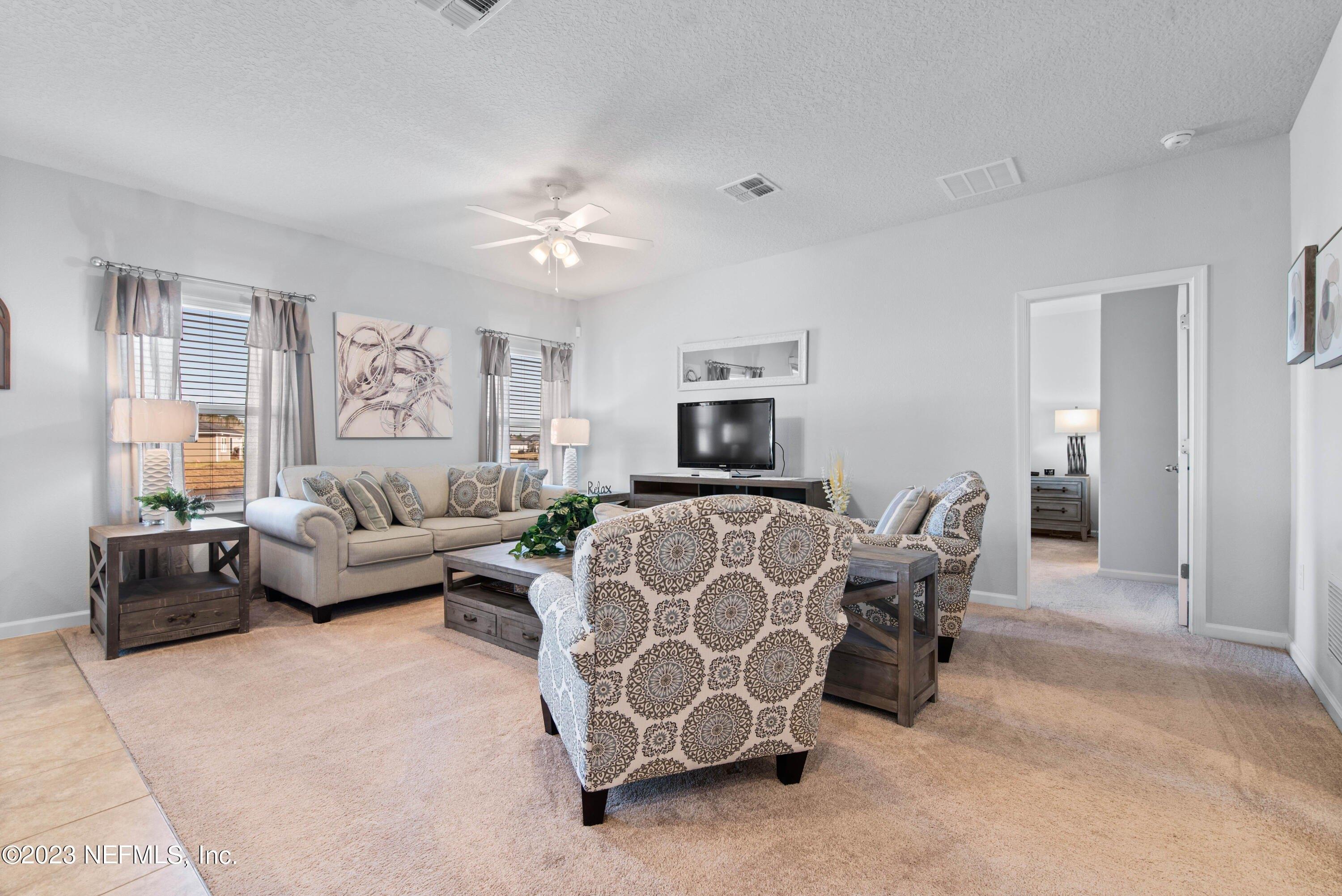 Tiburon Dr, Jacksonville, FL 32221