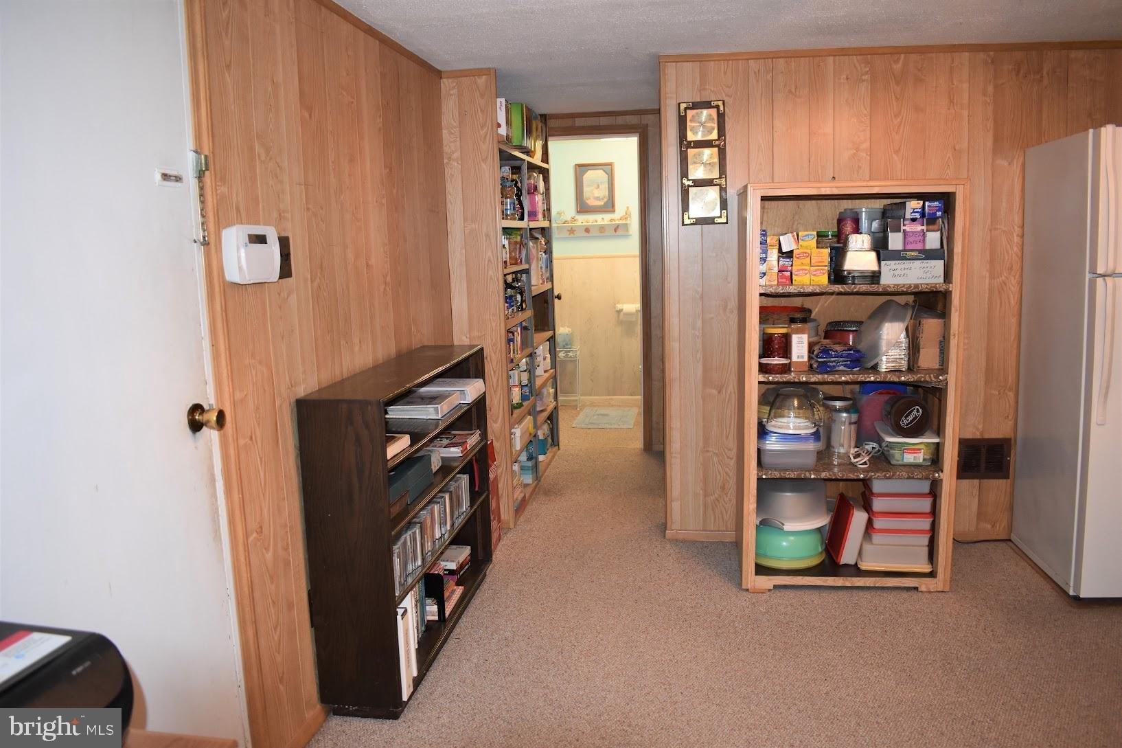 W Crestwood Ave, Somerdale, NJ 08083
