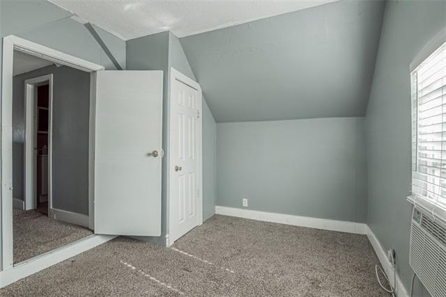 Silver Ave, Kansas City, KS 66106