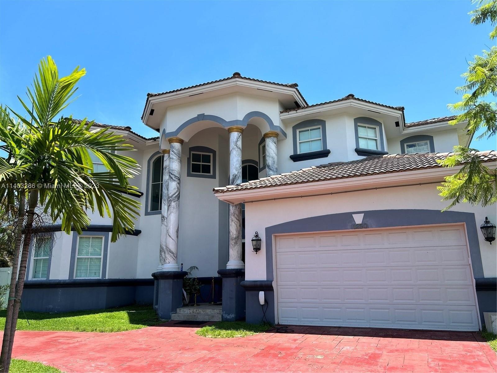 Wiley St, Hollywood, FL 33019