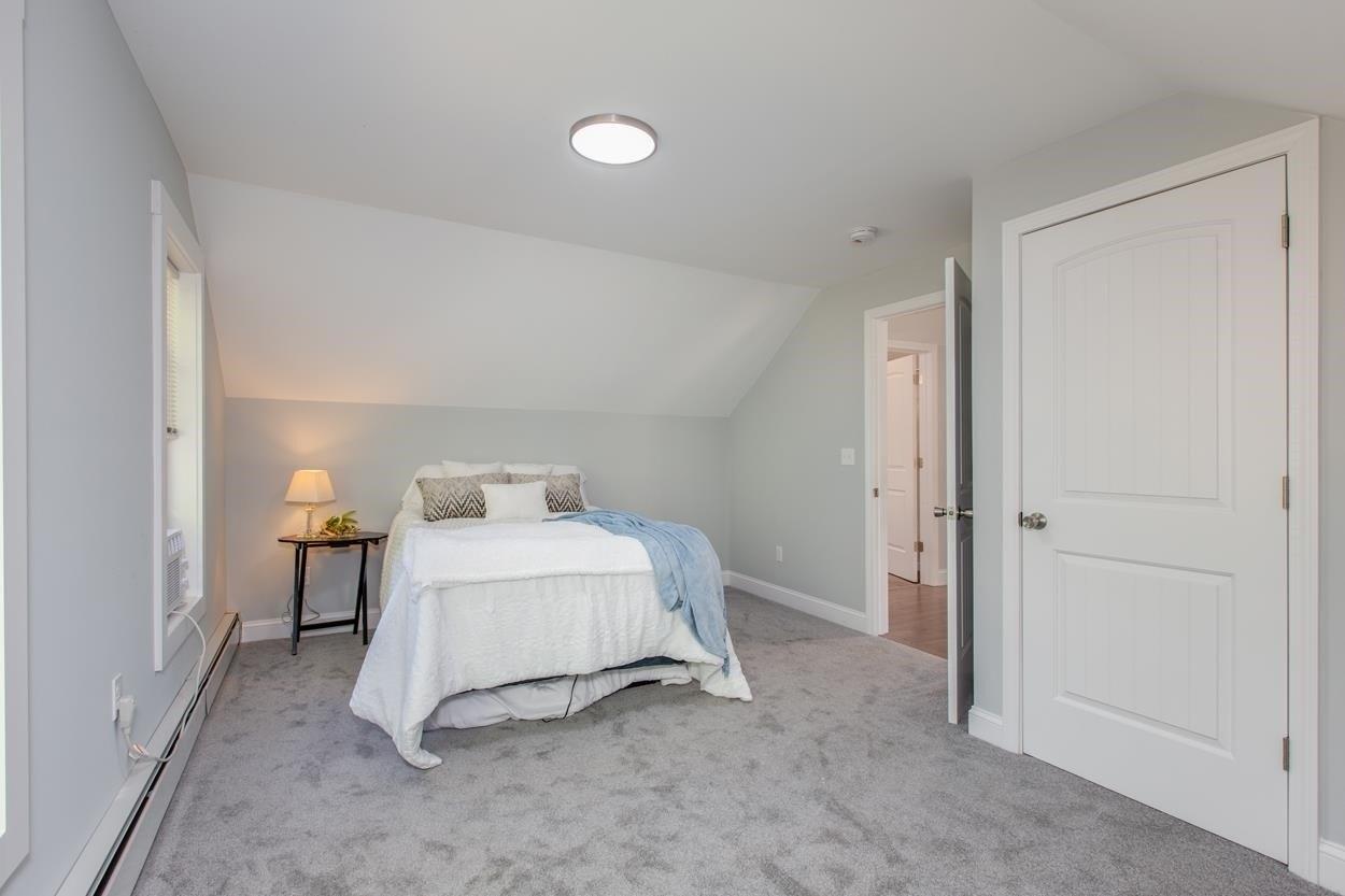 Arah St, Manchester, NH 03104