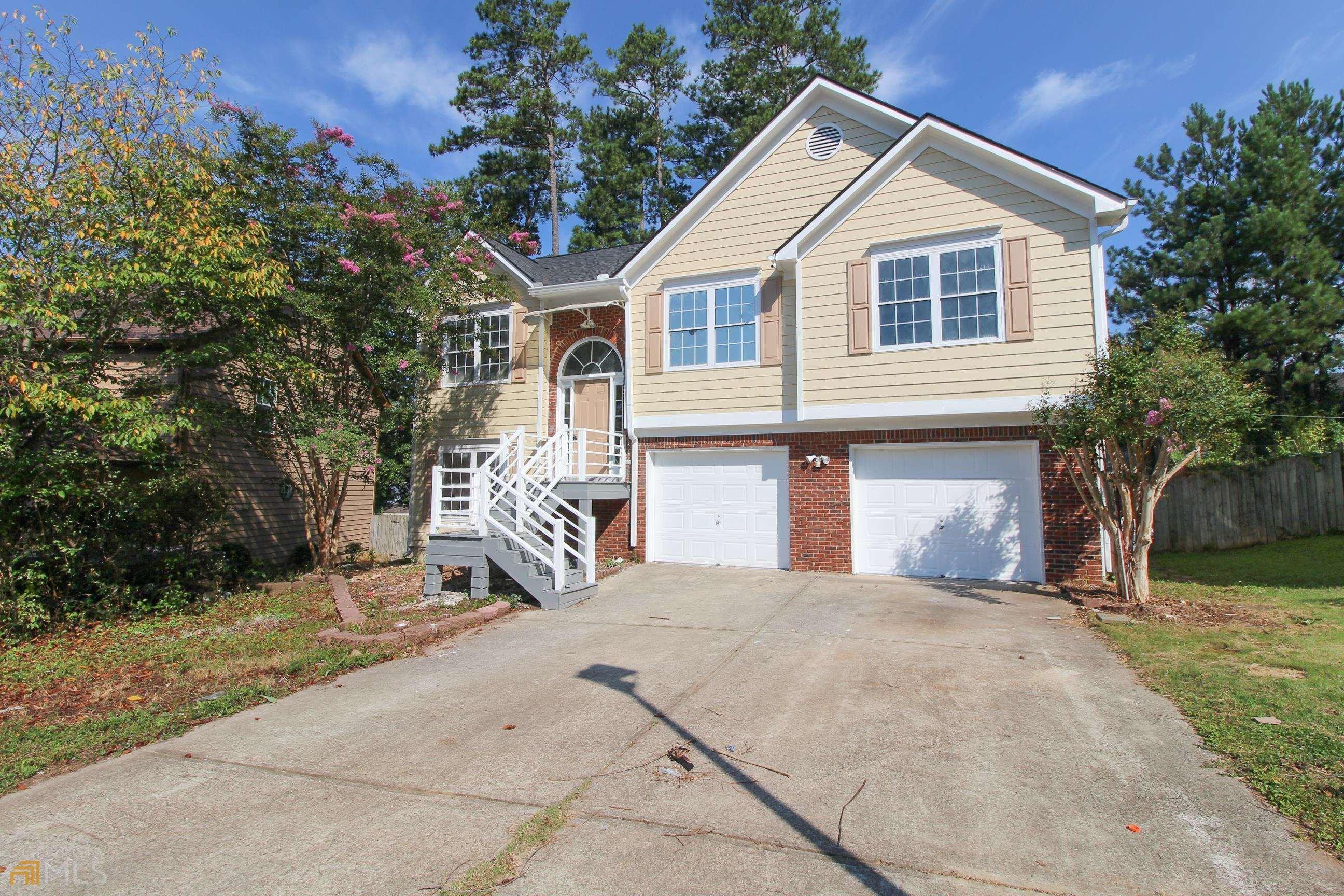 Leeambur Ct Nw, Lilburn, GA 30047
