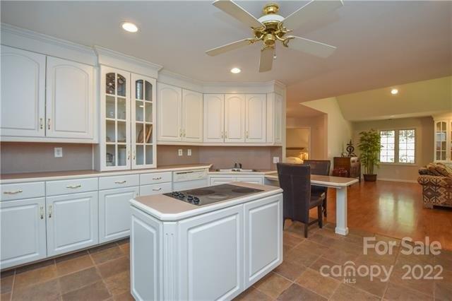 Stonemarker Rd, Mooresville, NC 28117