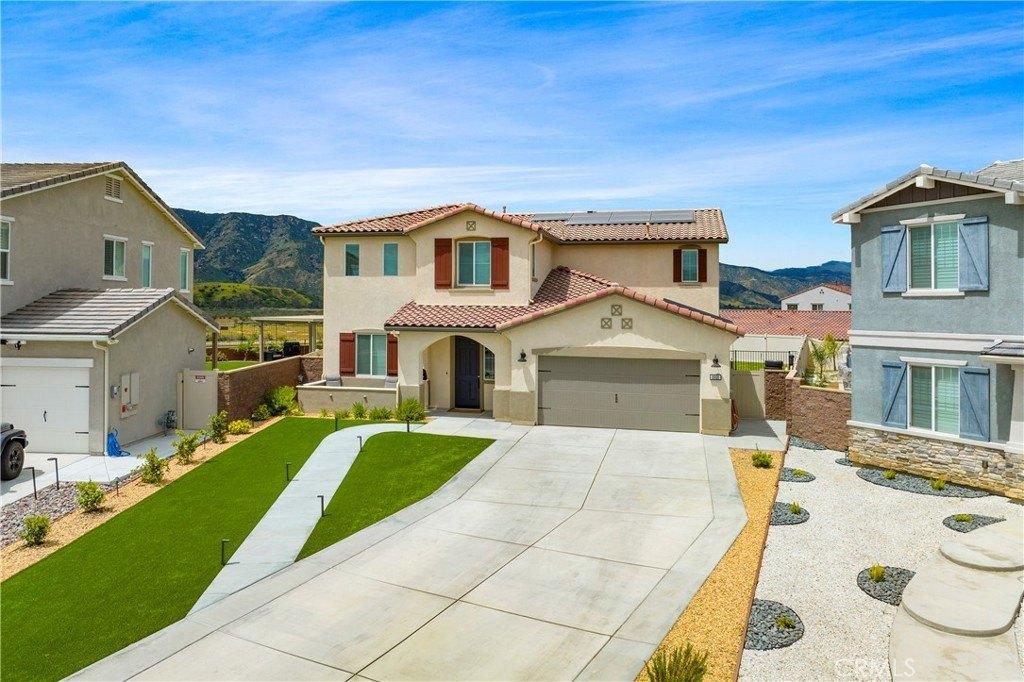 Brittbush, Lake Elsinore, CA 92530