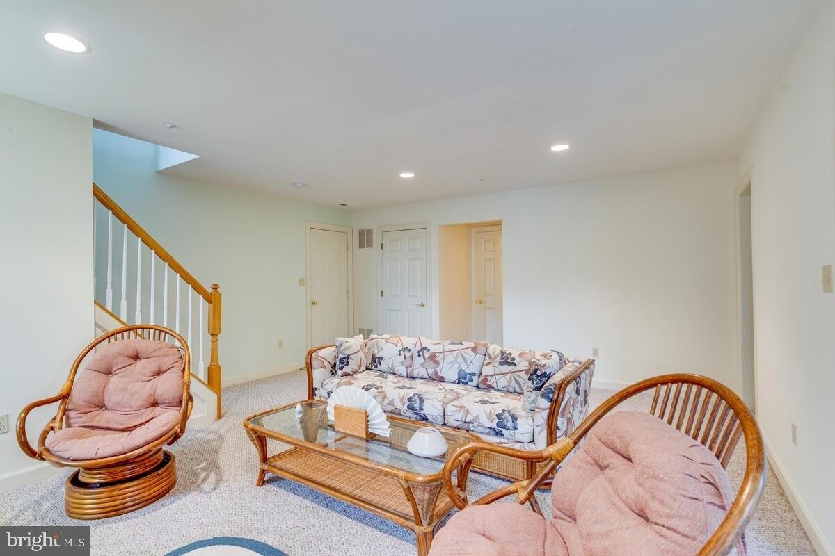 Folkestone Way, Woodstock, MD 21163