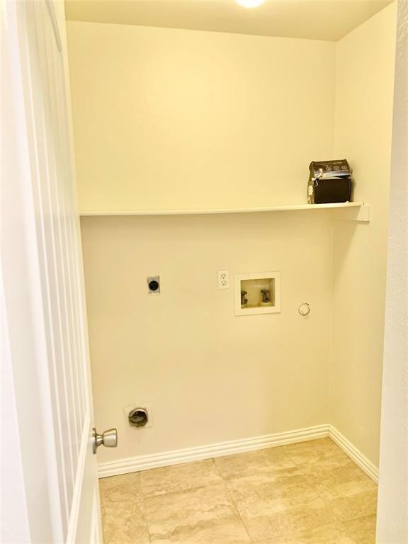Briarcliff Rd, Lewisville, TX 75067