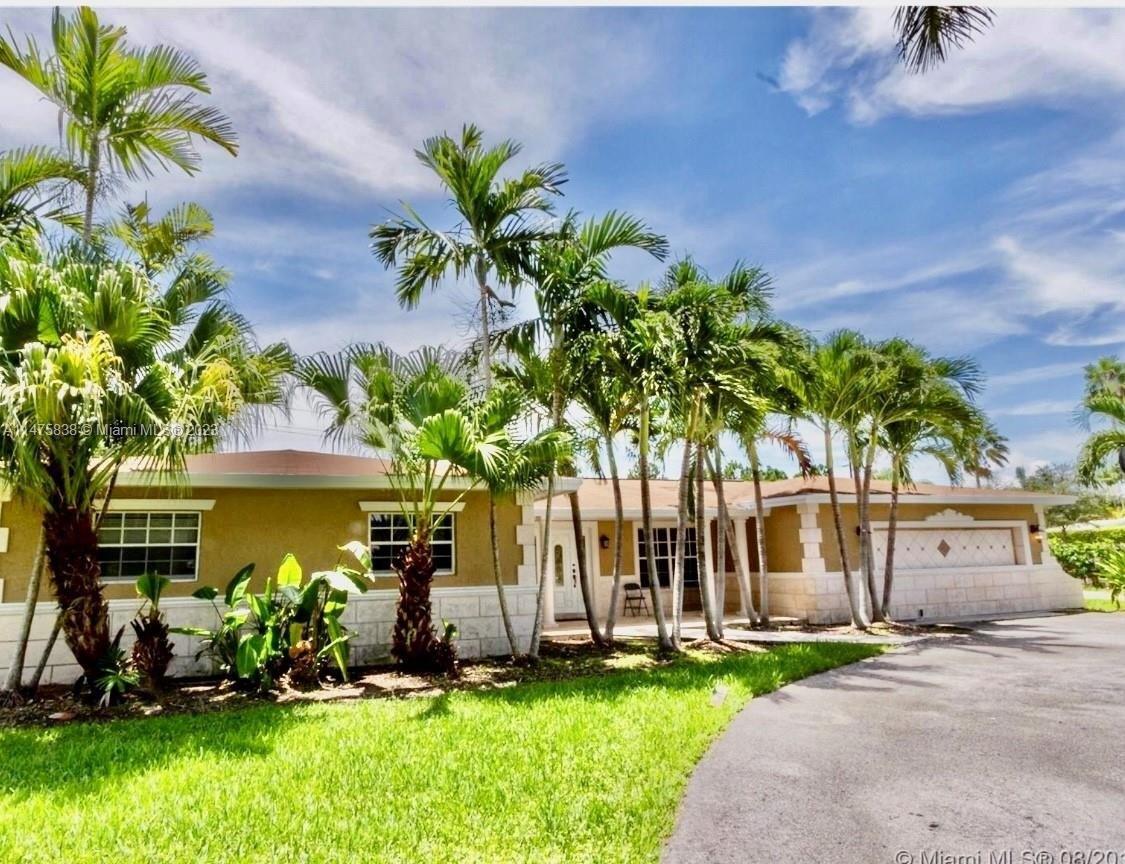 Sw 142nd St, Palmetto Bay, FL 33176