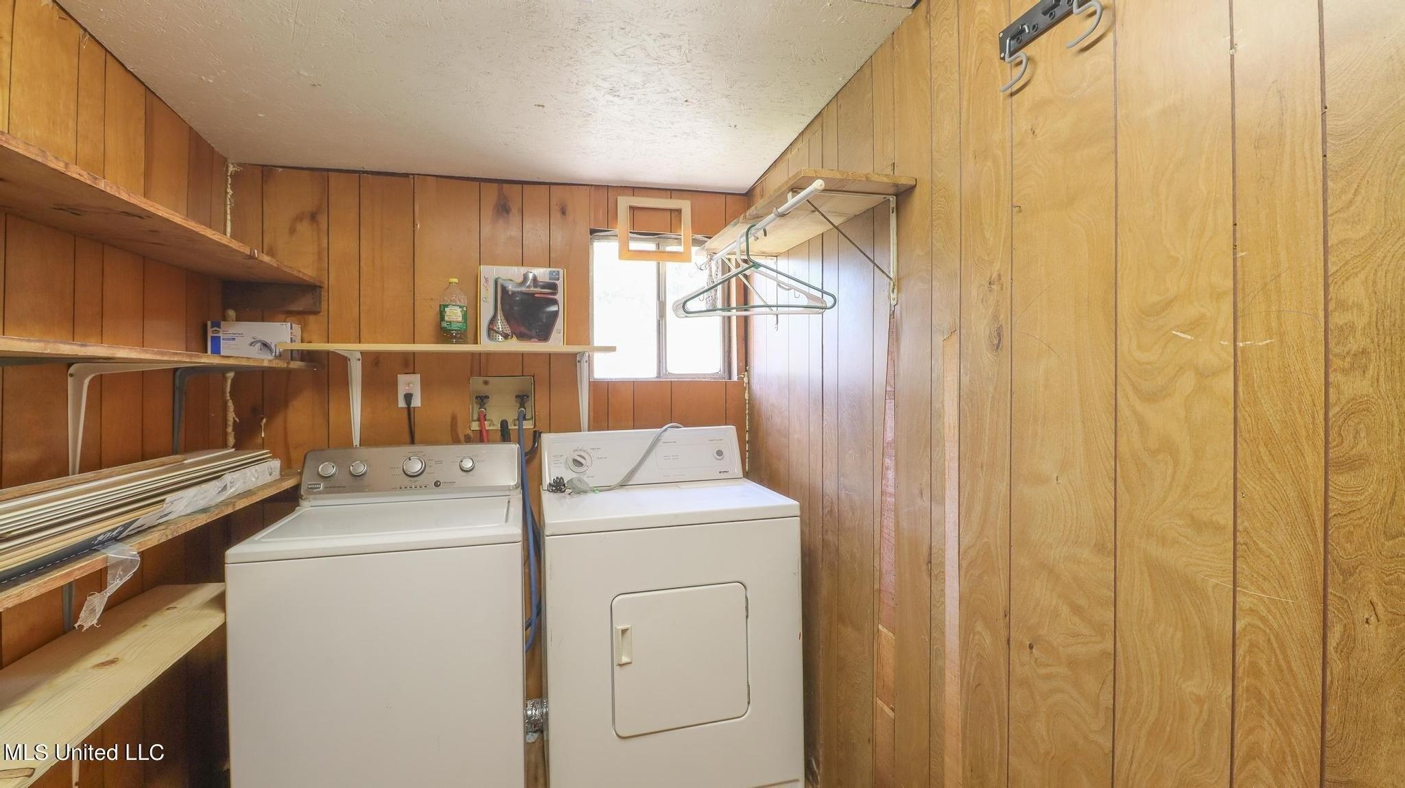 Blueback Ave, Pascagoula, MS 39581