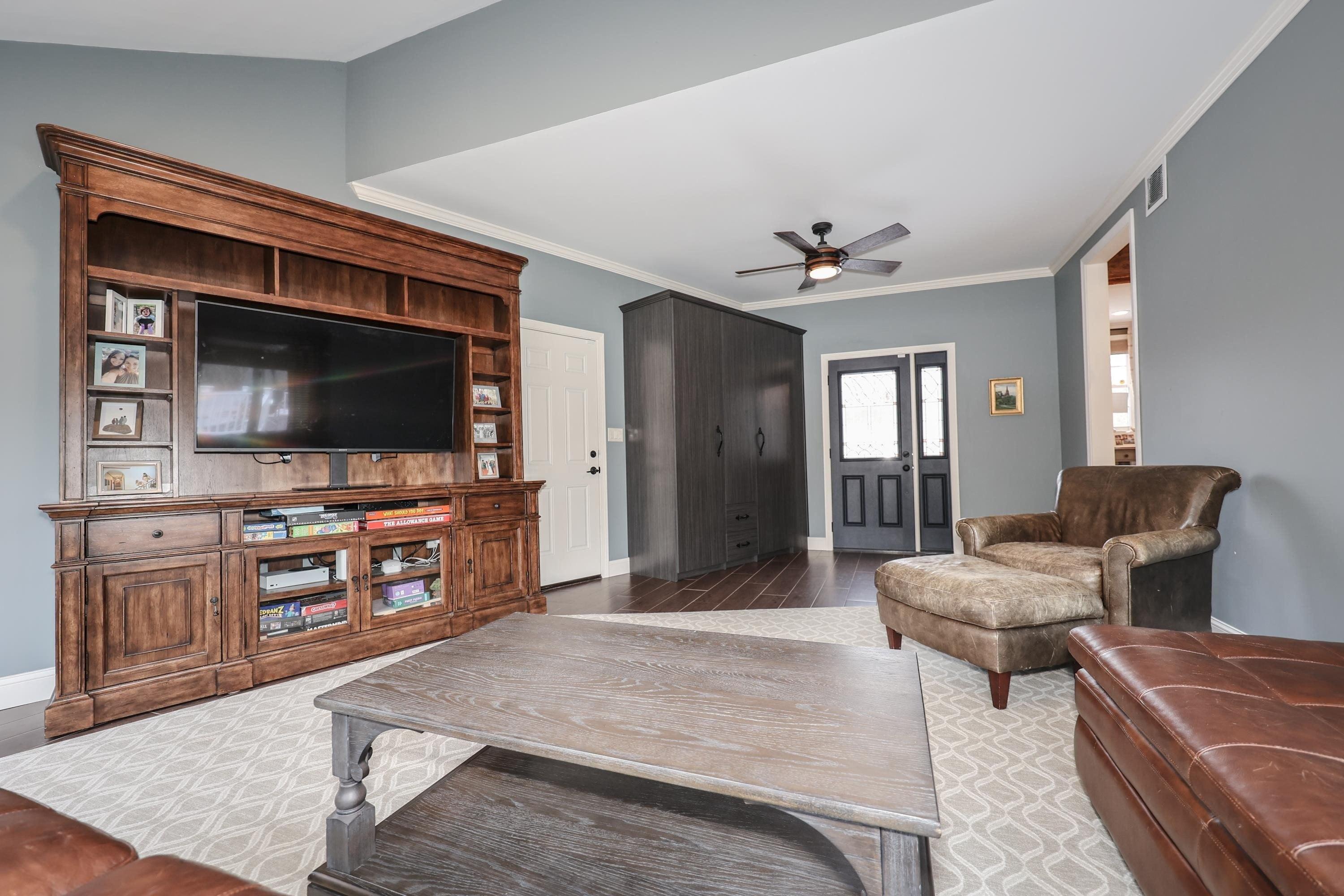 Londonderry Rd, Windham, NH 03087