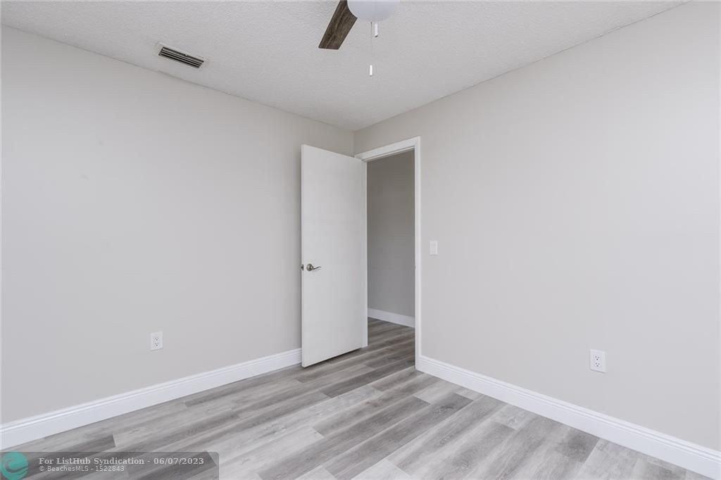Sw 5th Way, Weston, FL 33326