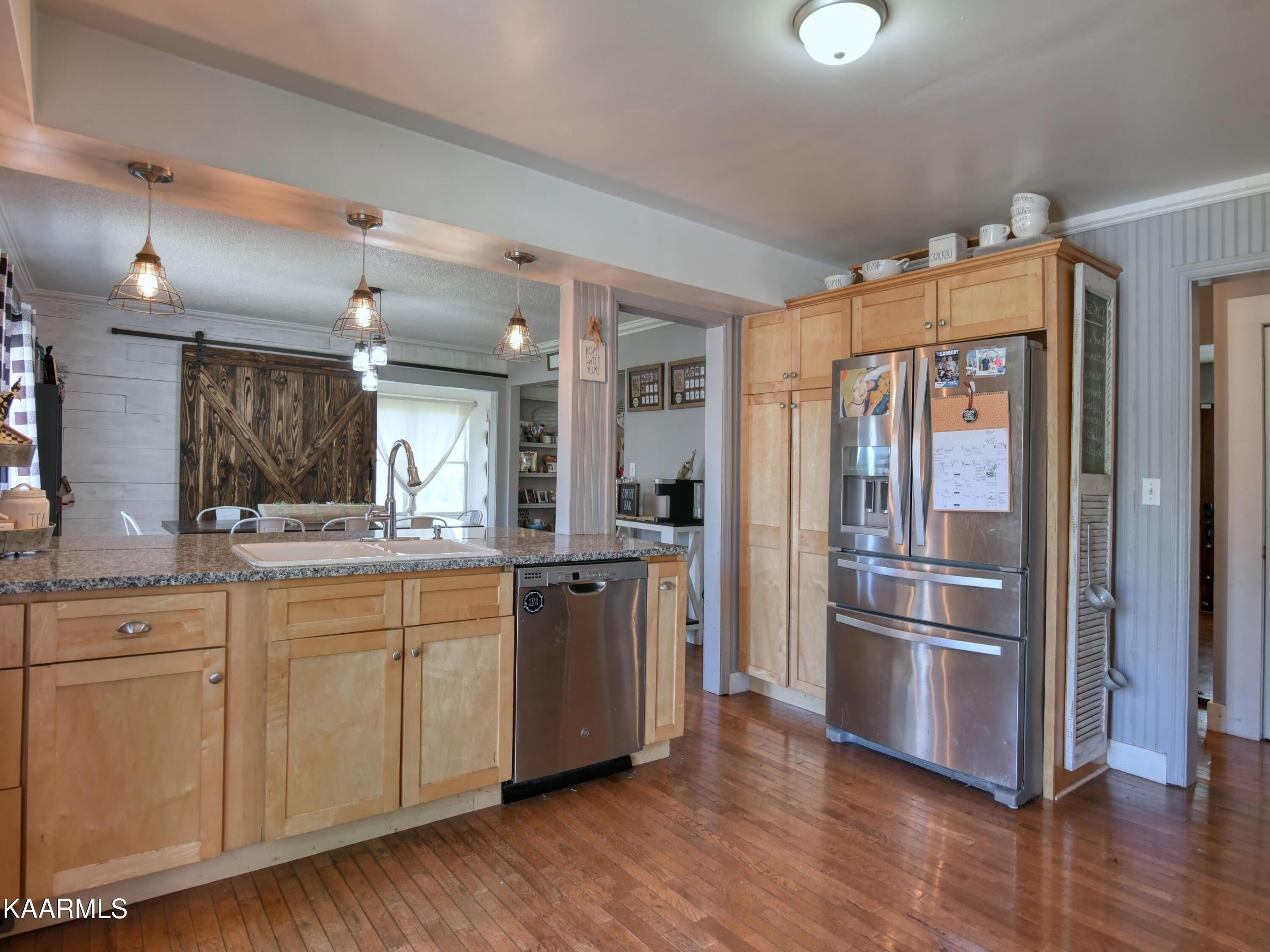 Delozier Ln, Rockwood, TN 37854