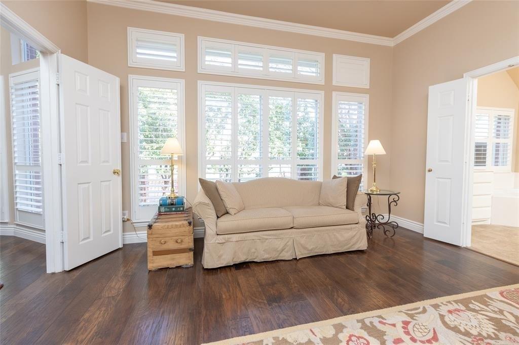 Lakewood Dr, Roanoke, TX 76262