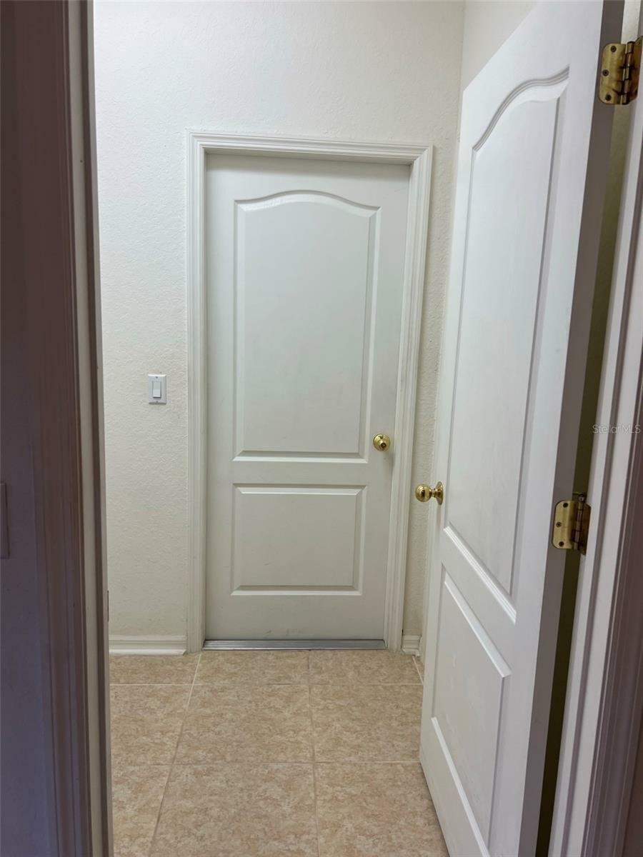 Scarlett Ave, North Port, FL 34289