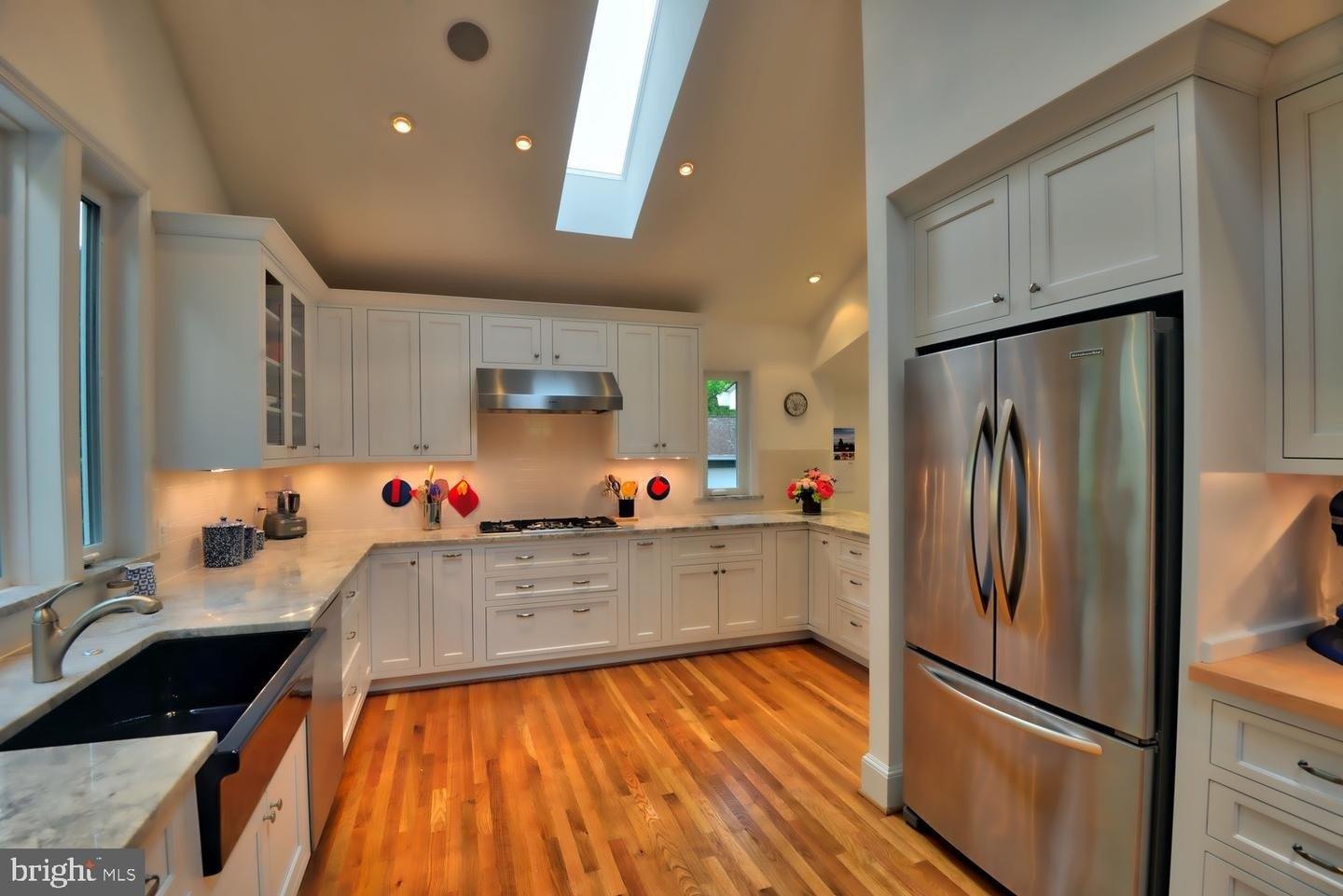Westmoreland St, Falls Church, VA 22043
