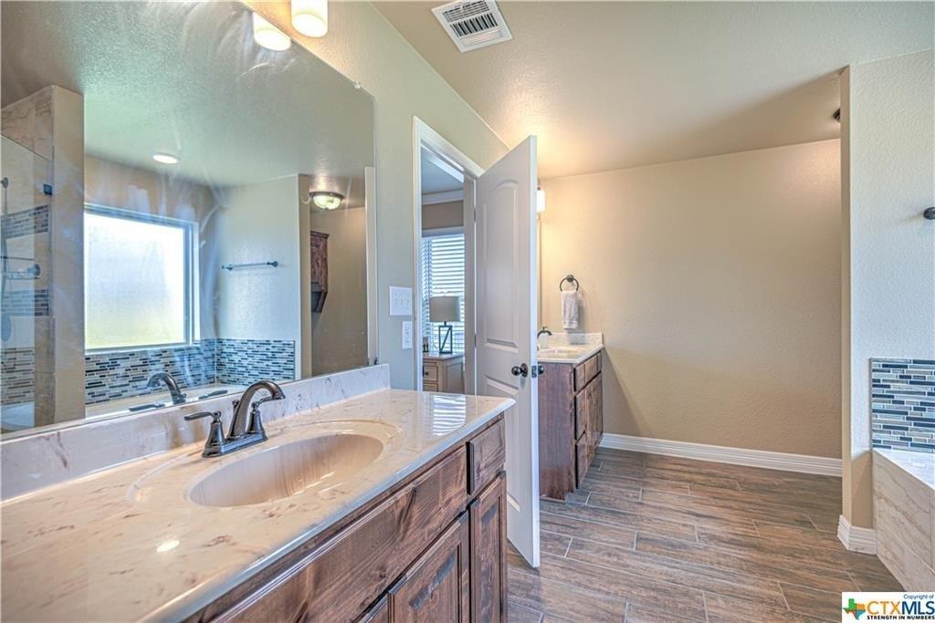 Day Dr, Salado, TX 76571