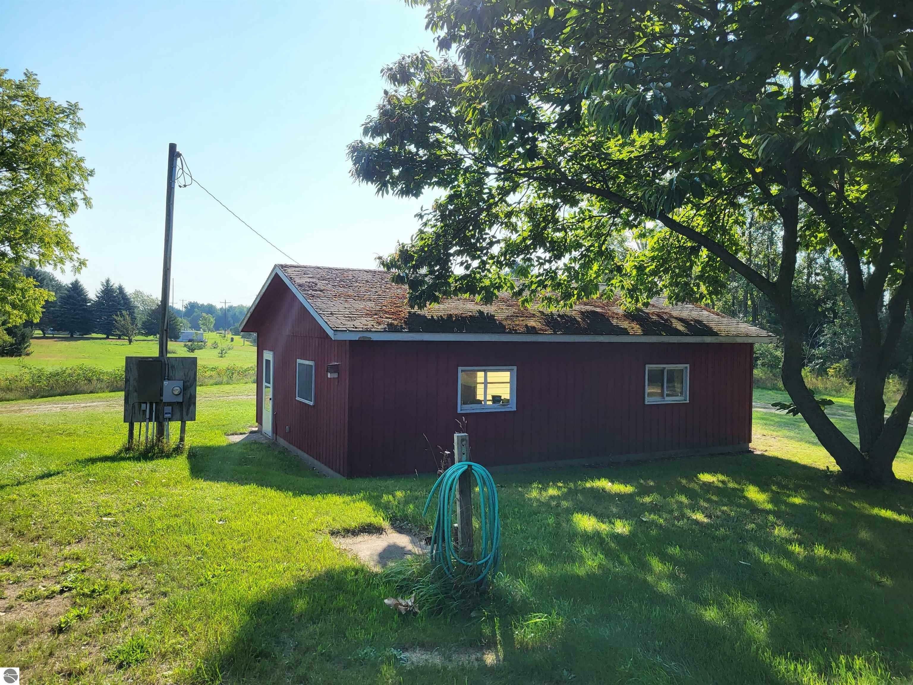 Grace Rd, Frankfort, MI 49635