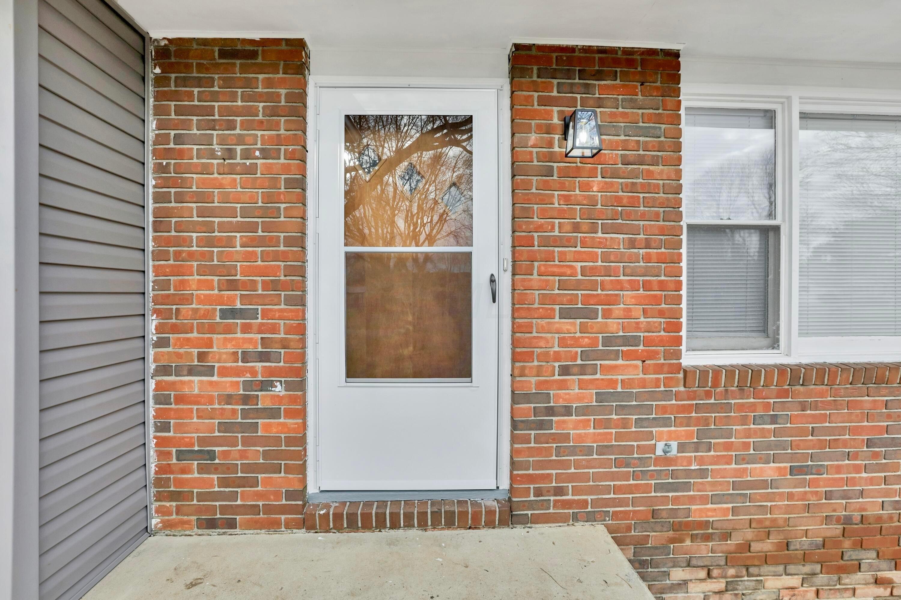 Bristol Downs Rd, Newark, OH 43055