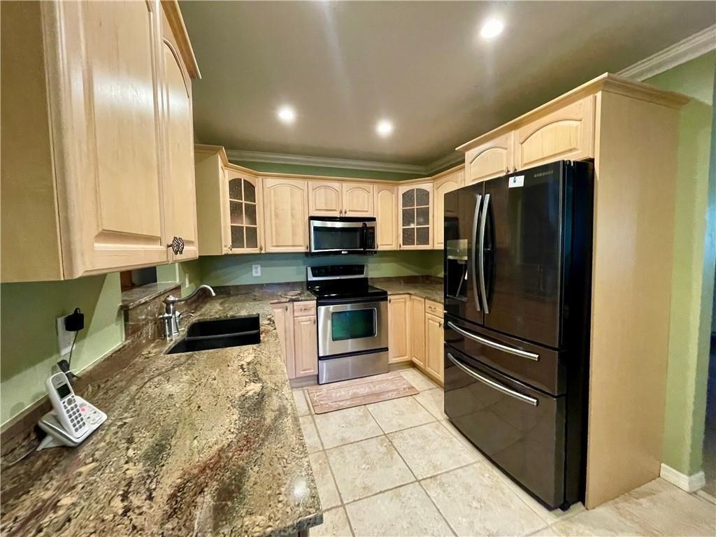 Lakeside Way, Fort Pierce, FL 34951