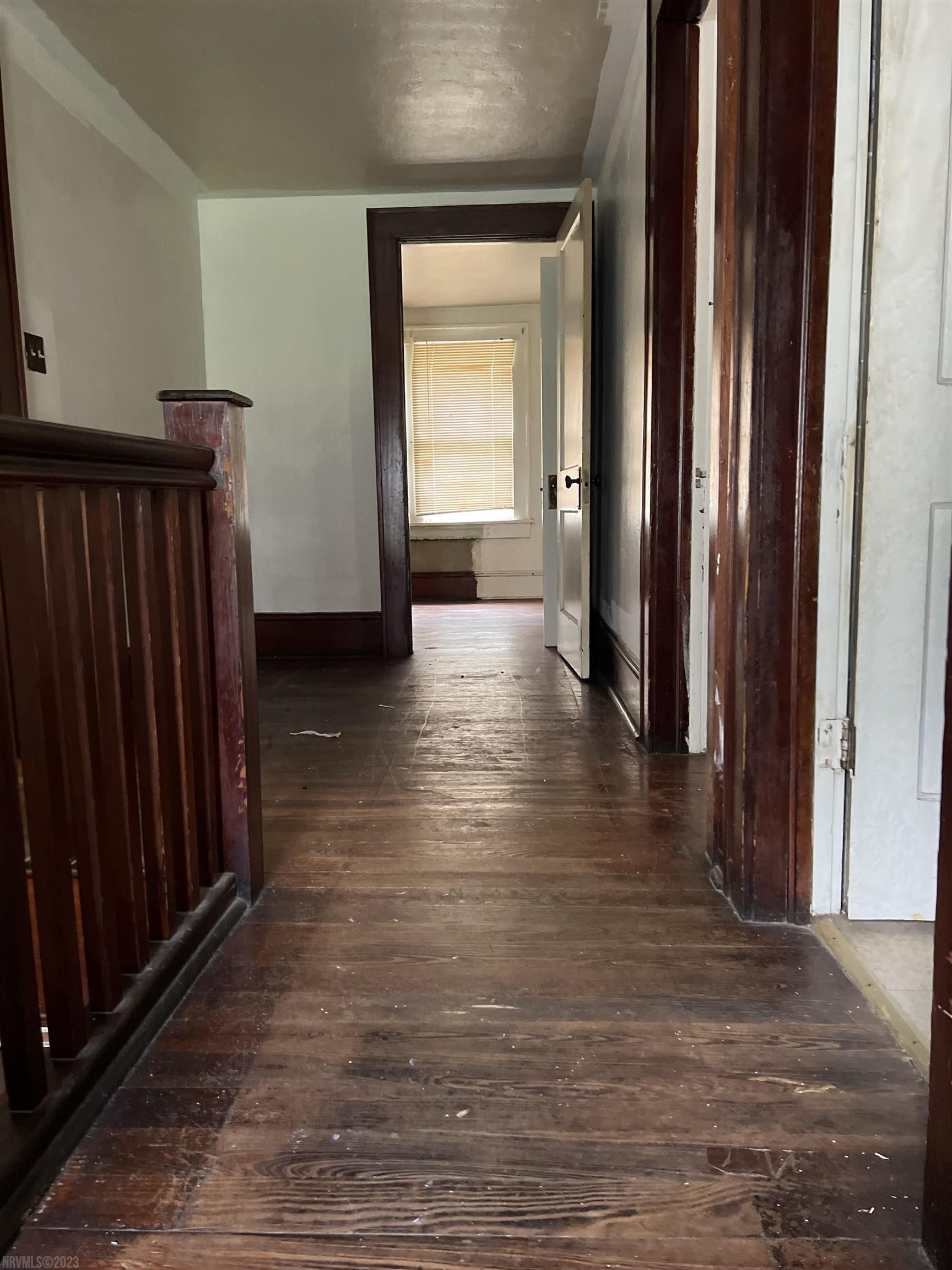 S Washington Ave, Pulaski, VA 24301