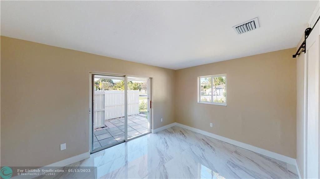 Ne 9th Ave, Fort Lauderdale, FL 33305