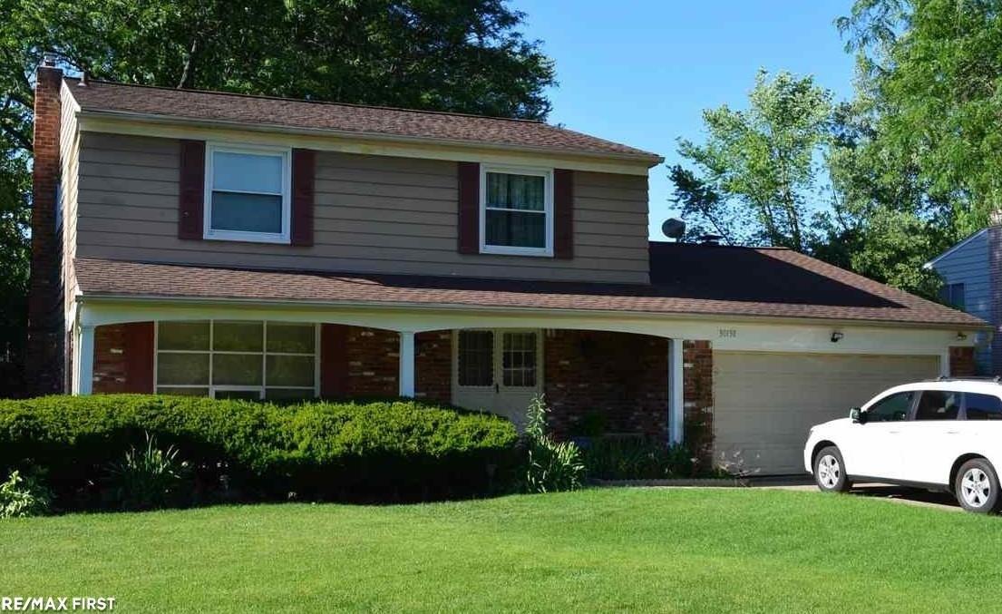 Woodgate Dr, Southfield, MI 48076