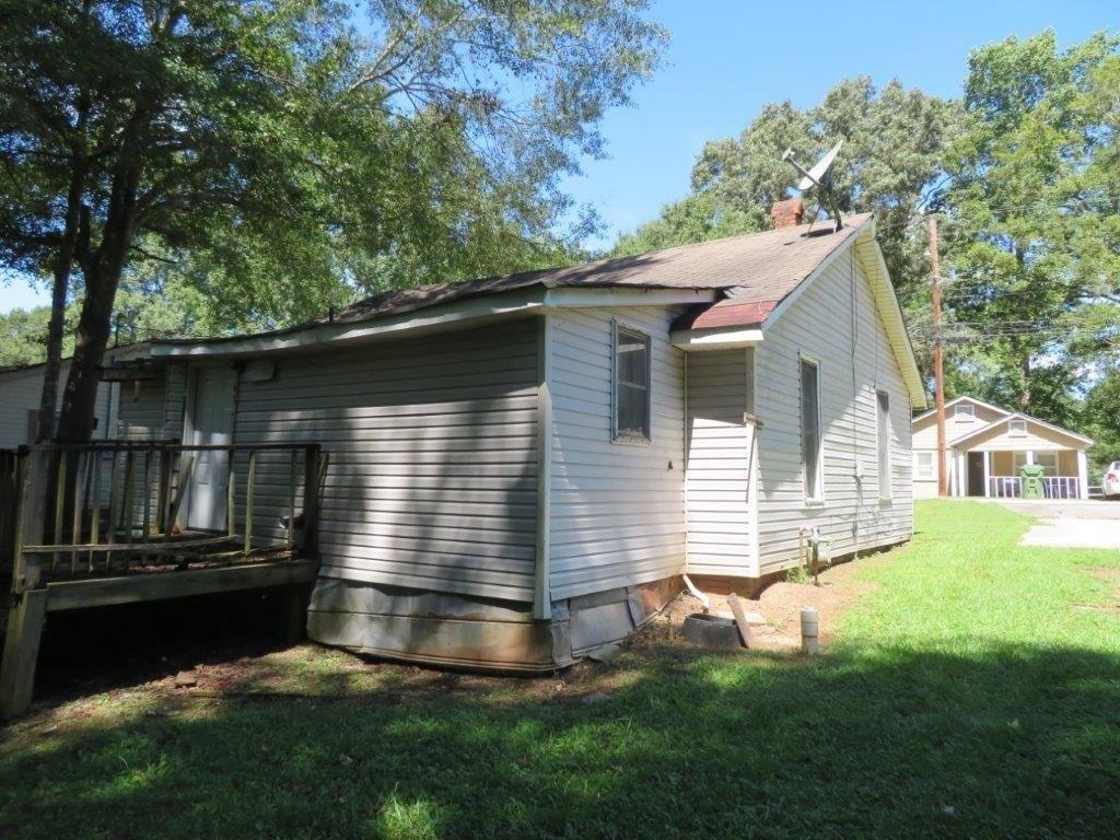 Walker Dr, Monroe, GA 30655