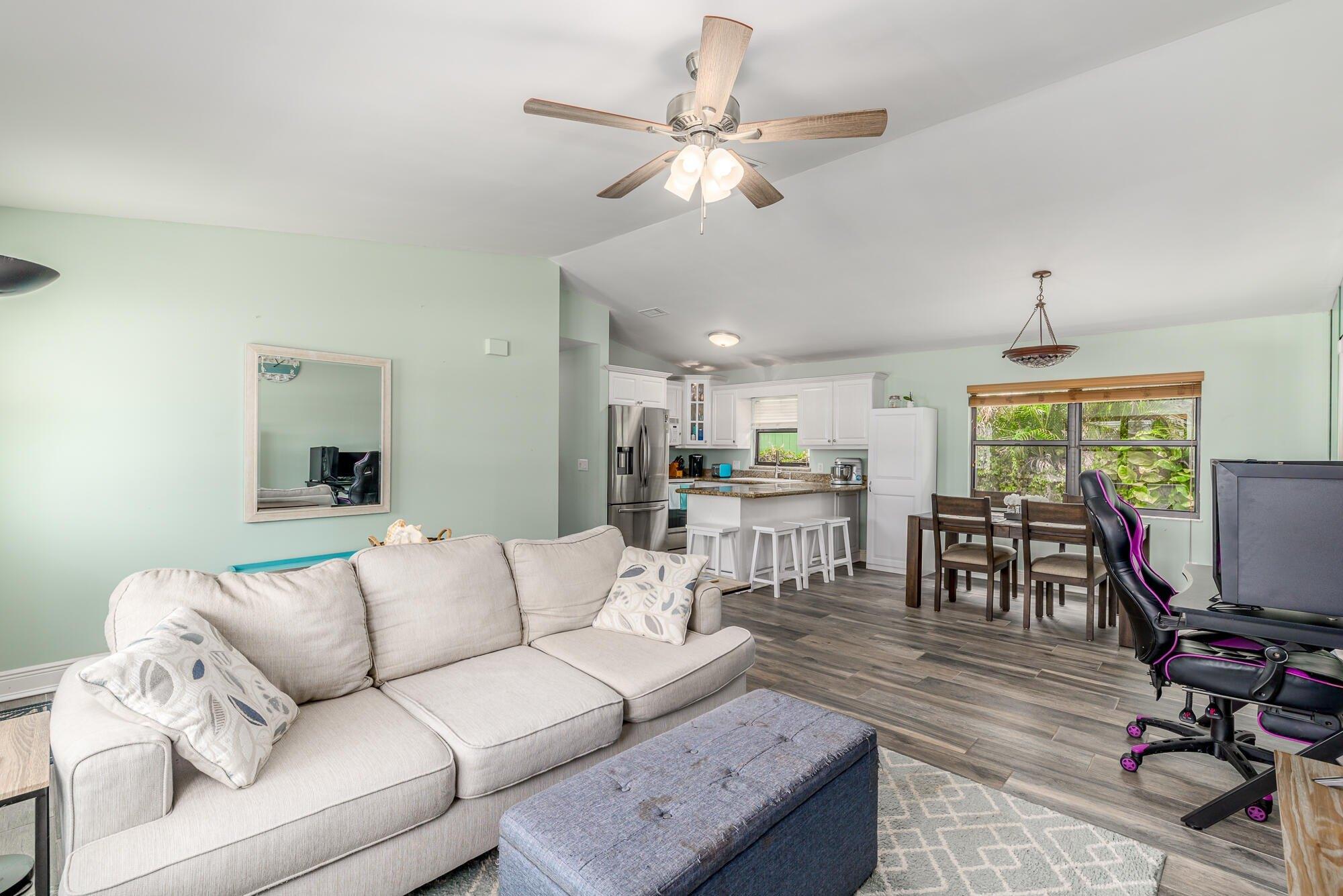 Se Beckett Ave, Stuart, FL 34997