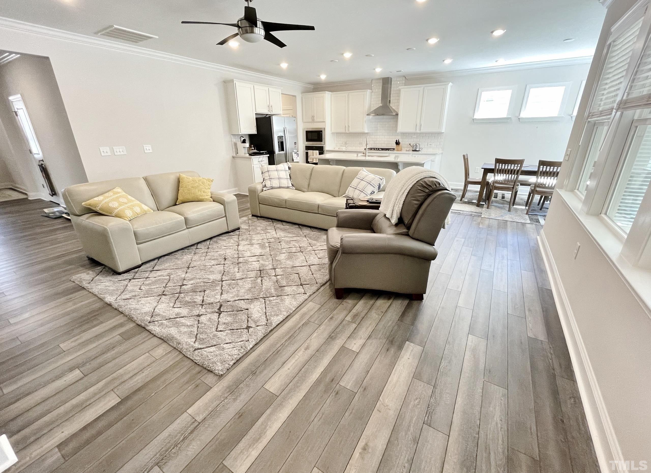 Farm Leaf Dr, Durham, NC 27703