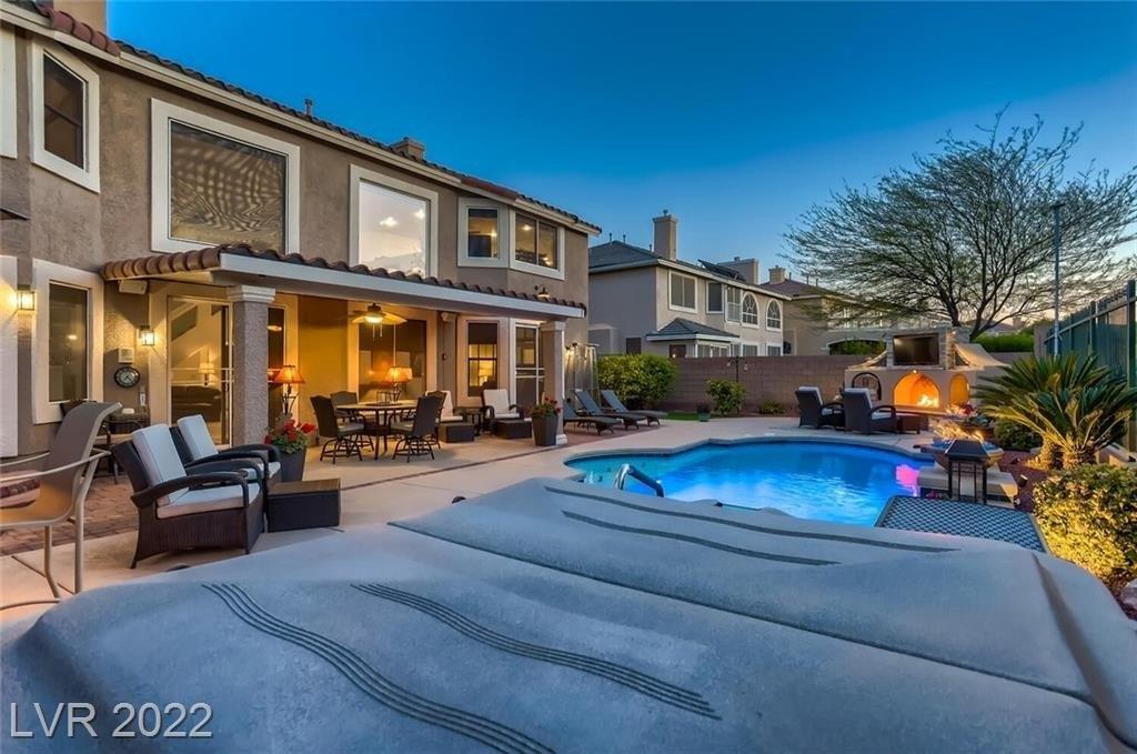 Grey Spencer Dr, Las Vegas, NV 89141