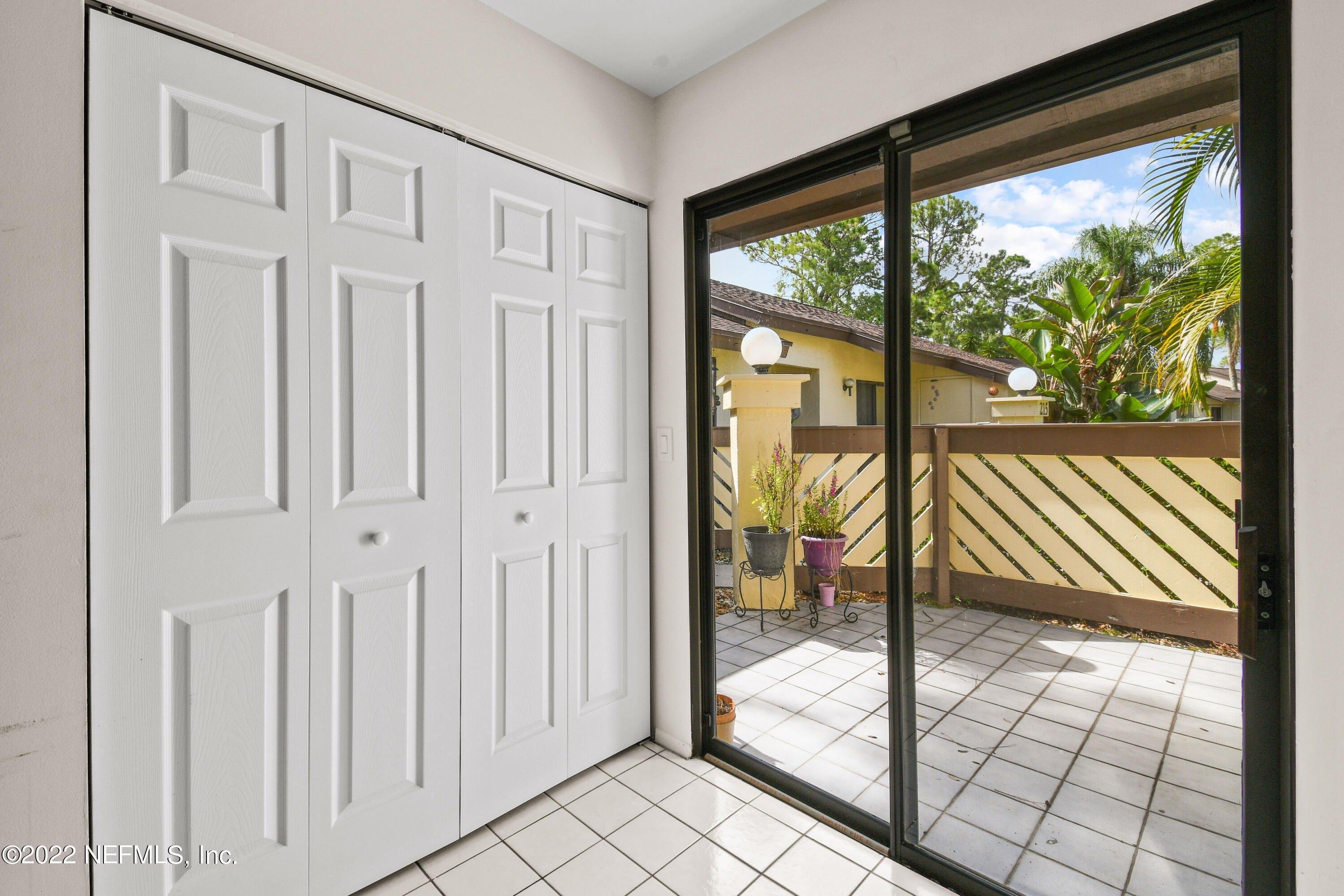 Thorn Apple Ct, Royal Palm Beach, FL 33411