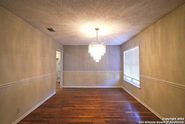 Forest Knoll St, San Antonio, TX 78240