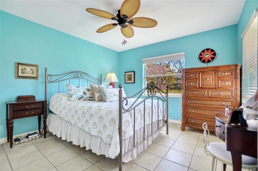 W Tampa Cir, Tampa, FL 33629