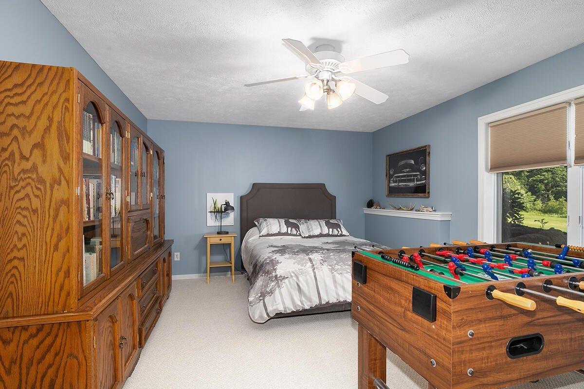Cannon Hills Dr Ne, Ada, MI 49301