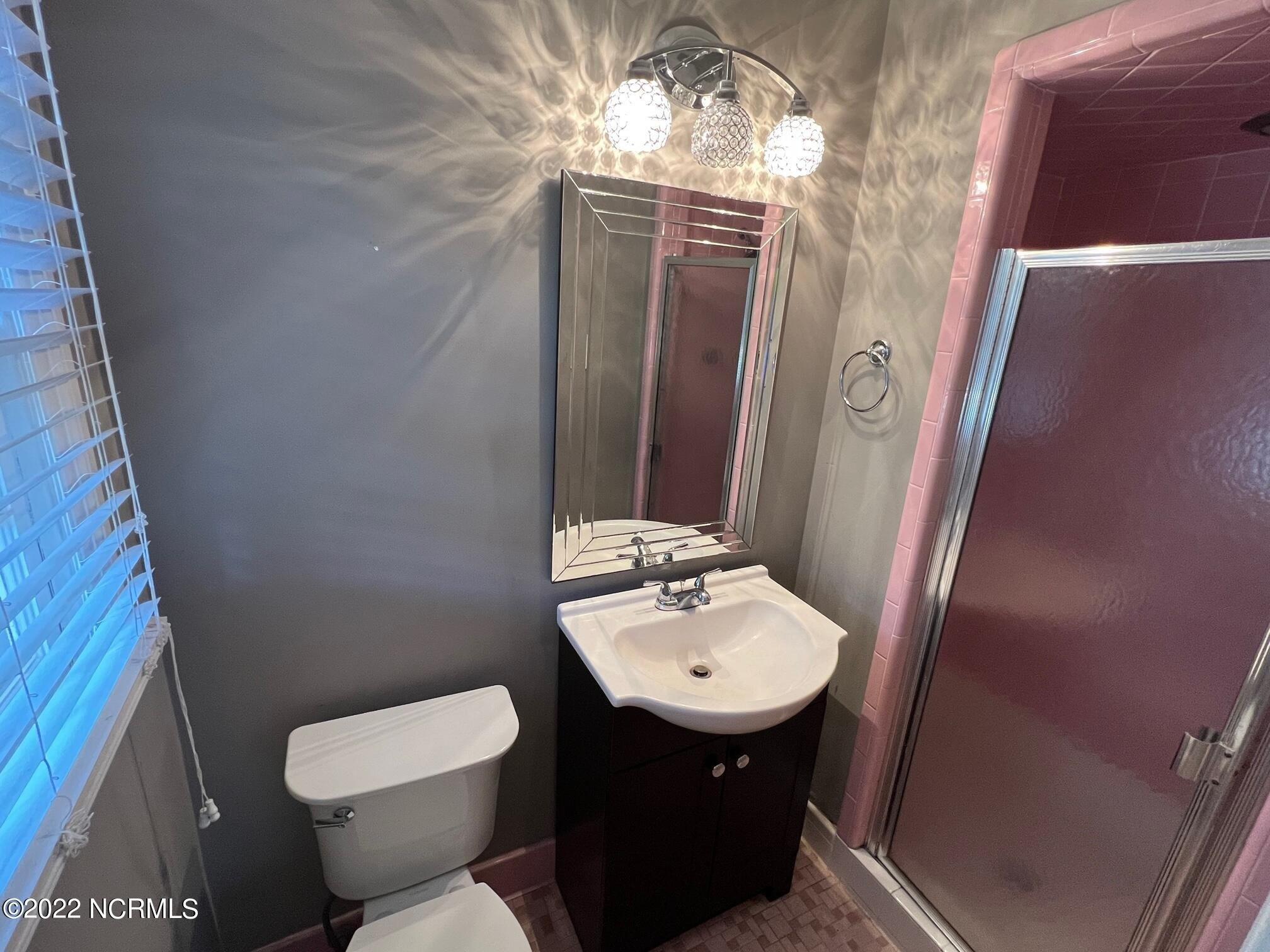 Oakdale Dr W, Wilson, NC 27893